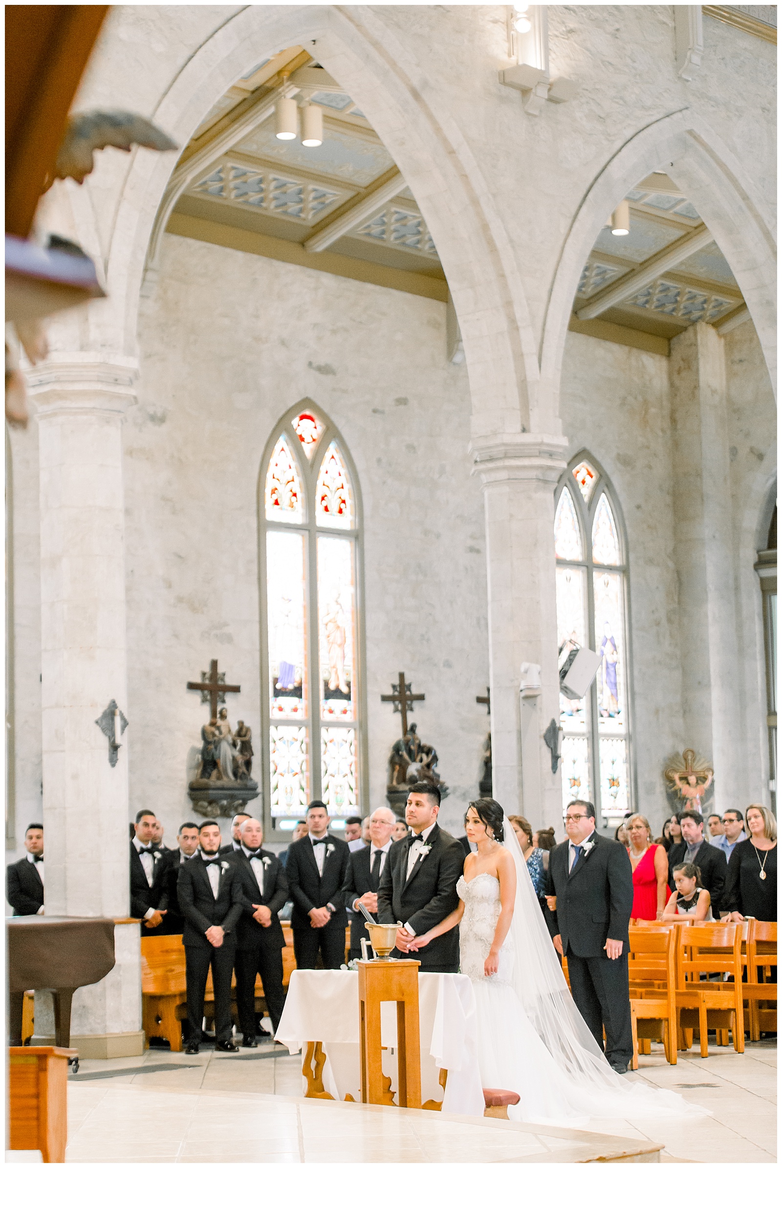 Couple prays for A San Fernando Cathedral Wedding in San Antonio, TX | Monica Roberts Photography | www.monicaroberts.com | San Antonio Wedding Photographer