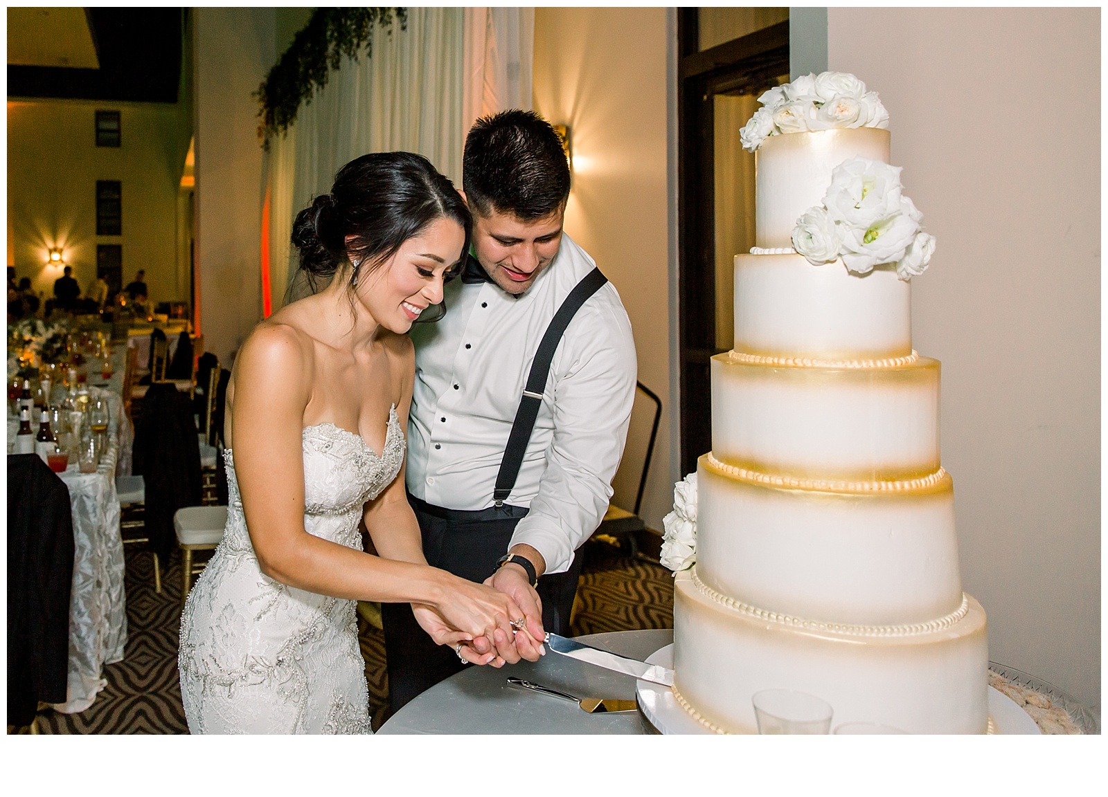 Couple cuts their wedding cake for A San Fernando Cathedral Wedding in San Antonio, TX | Monica Roberts Photography | www.monicaroberts.com | San Antonio Wedding Photographer