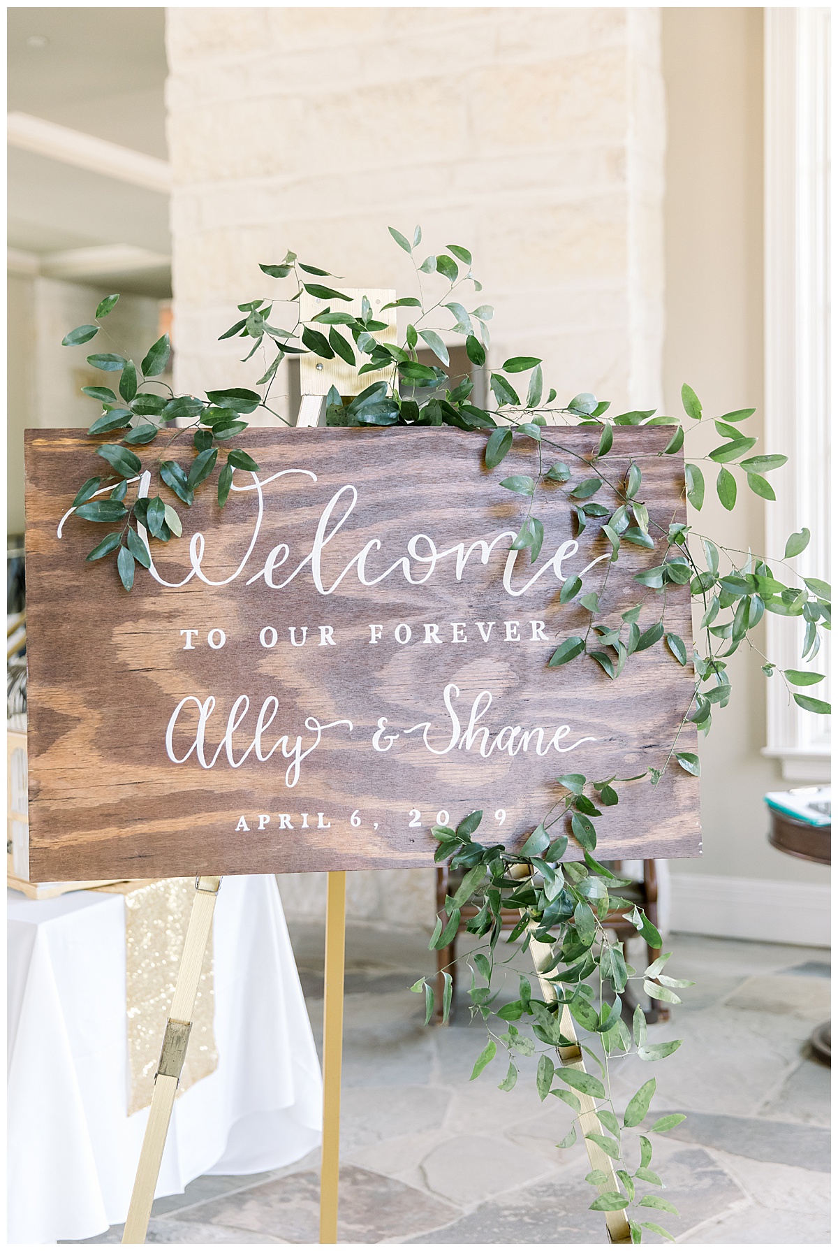Wedding welcome sign at Hyatt Regency Hill Country Resort Wedding in San Antonio, TX | San Antonio Wedding photographer| Destination Wedding Photographer| Monica Roberts Photography | monicaroberts.com