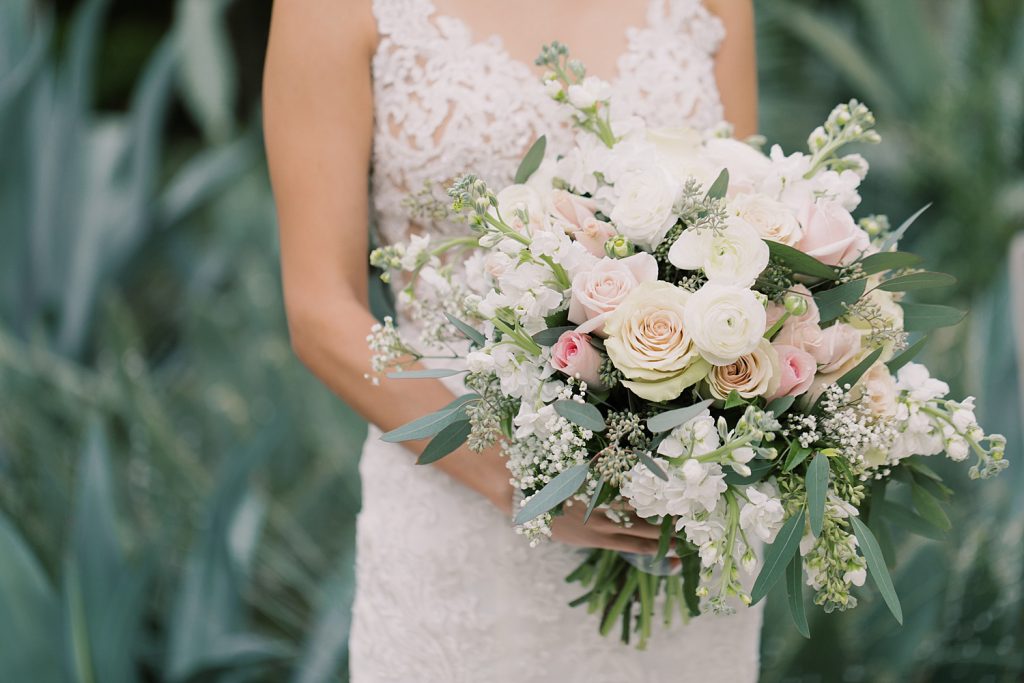 blush pink and white bouquet for a wedding at the Jack Guenther Pavilion at the Briscoe in San Antonio with Monica Roberts Photography - https://monicaroberts.com/