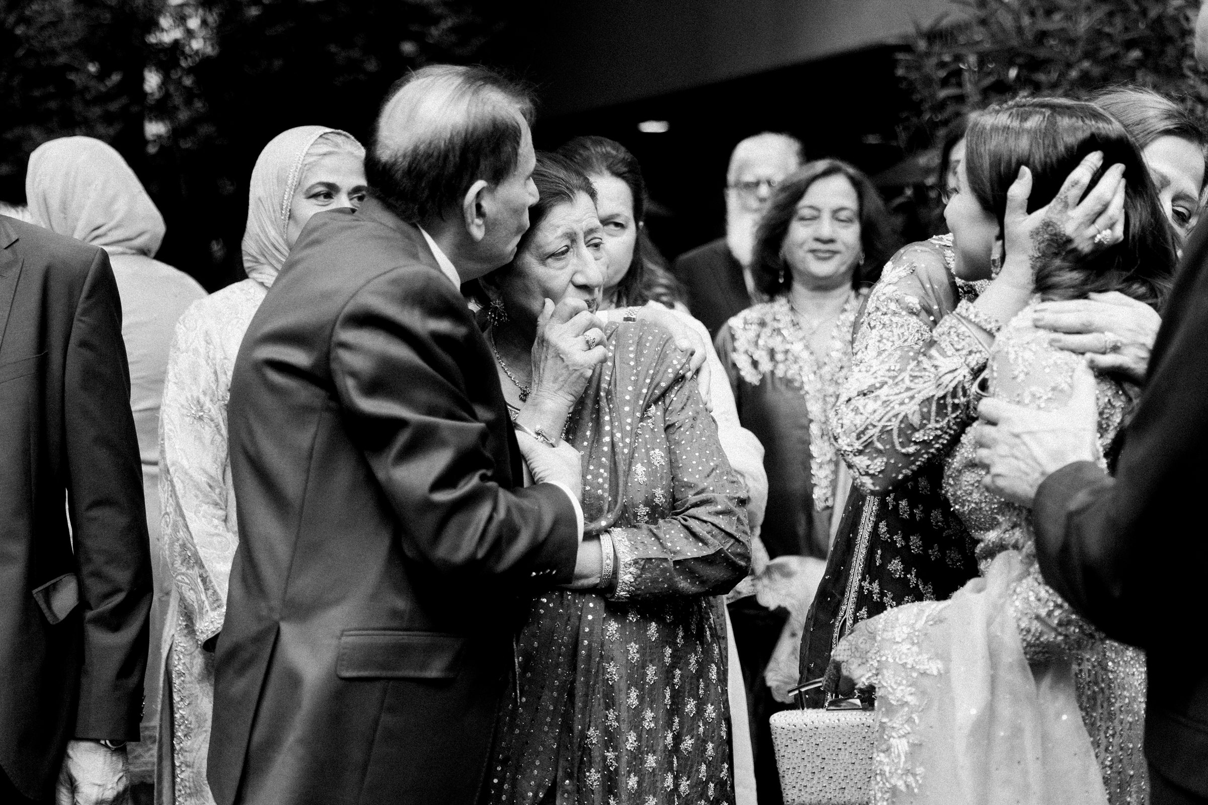 A Vibrant Spring Wedding: Photography at Brookside Gardens and Hilton Rockville